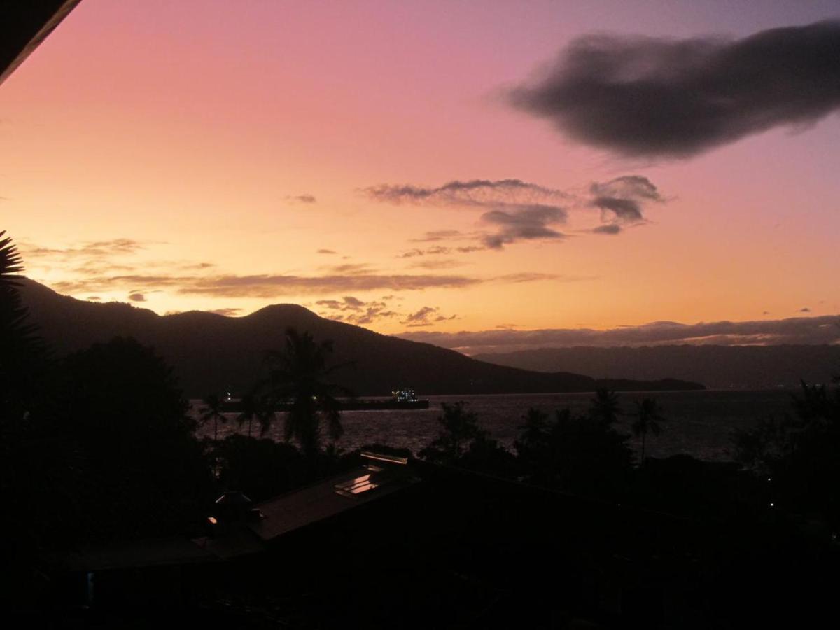 Apartamento Charmoso com vista para o mar Ilhabela Bagian luar foto